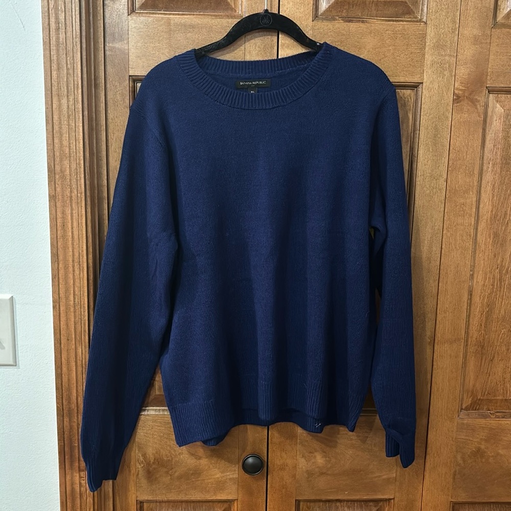NWT BR blue crewneck sweater